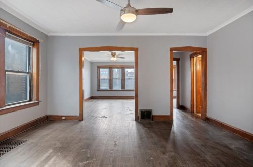 7609 Perry Ave, Chicago IL 60628-6827 exterior