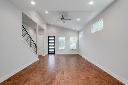 7206 Blessing Ave, Austin TX 78752-2716 exterior