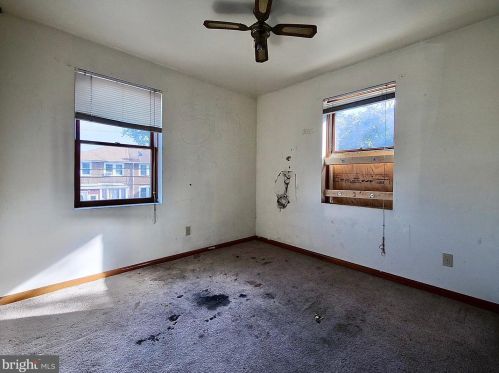 912 14 St, Chester PA 19013-5804 exterior