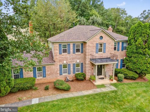 2424 Kaywood Ln, Silver Spring, MD 20905-6409