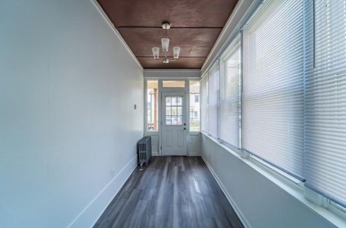 1106 Tweed St, Pittsburgh, PA 15204-1632