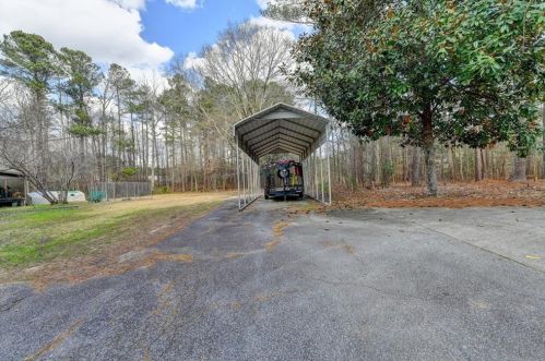 4596 Lenora Church Rd, Lithonia GA 30039-5626 exterior