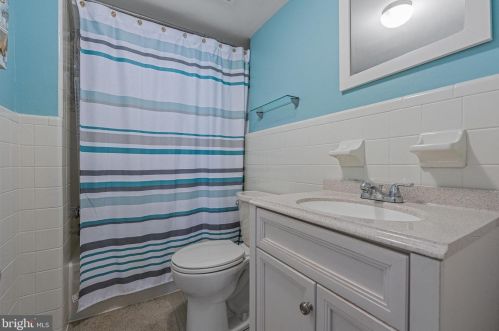 1118 2nd St, Philadelphia PA 19133-0033 exterior