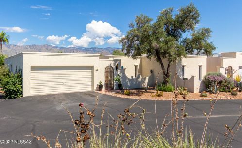 7282 Camino Valle Verde, Tucson, AZ 85715-3408