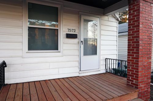 7572 Ellis Ave, Saint Louis MO  63143-2904 exterior