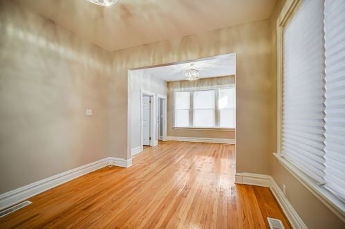 8920 Emerald Ave, Chicago IL  60620-2634 exterior