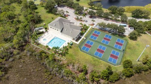 3600 Red Tailed Hawk Dr, Fort Pierce FL 34952-3023 exterior