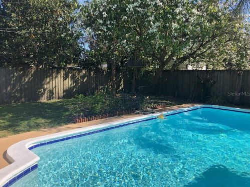 8005 Pine Hill Dr, Tampa, FL 33617-7601