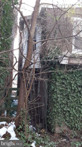 204 Spg St, Trenton NJ 08618-4611 exterior