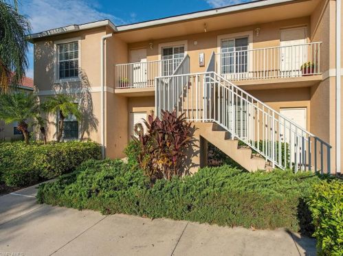 2845 Cypress Trace Cir, Naples FL 34119-8465 exterior