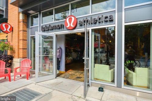 1313 Rhode Island Ave, Washington DC  20005-3752 exterior