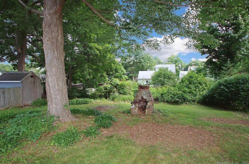 14 Baldwin Ave, Meriden CT 06450-3408 exterior