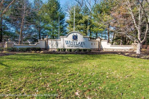58 Baltusrol Dr, Jackson Twp, NJ 08527-4012