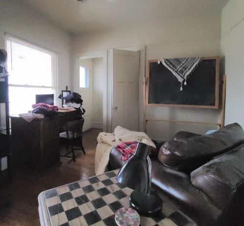 808 31st St, Milwaukee WI  53215-1220 exterior