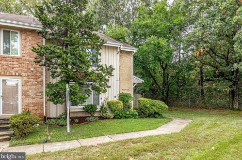 13300 Apgar Pl, Herndon, VA 20170-4303