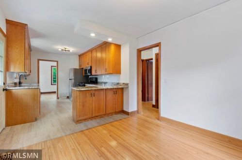 5089 Main St, Maple Plain MN 55359-9430 exterior