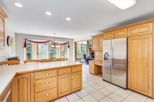 16820 Renee Dr, Macomb Township MI 48042-2324 exterior