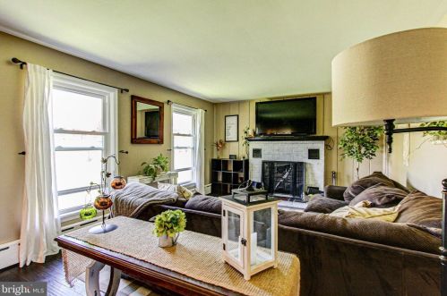 1404 Kepler Rd, Pottstown PA 19464-2107 exterior