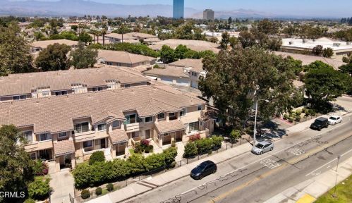 2023 Blackberry Cir, Oxnard CA 93036-9066 exterior