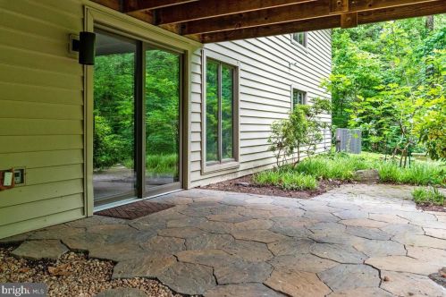 2805 Caraway Ct, Edgewater MD 21037-1149 exterior