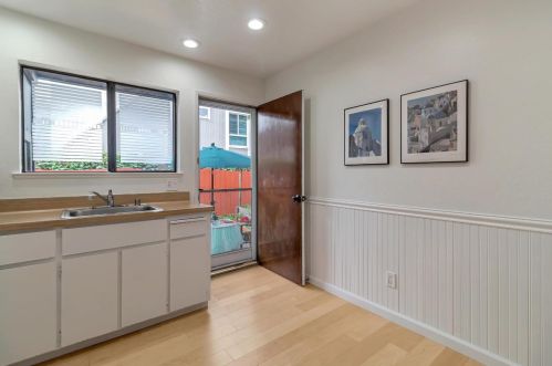 27 Monte Cresta Ave, Concord CA  94523-4213 exterior