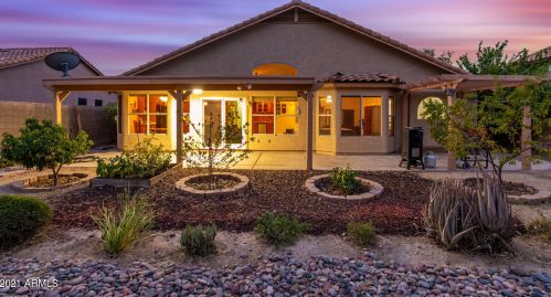 1620 Acoma Dr, Phoenix AZ 85032-5226 exterior