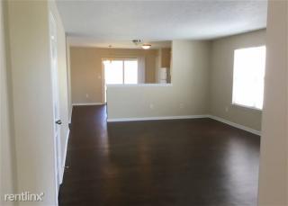 7316 Mosaic Dr, Indianapolis IN  46221-9410 exterior