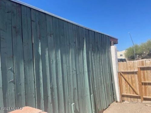 801 Camino Seco, Tucson AZ 85710-1707 exterior