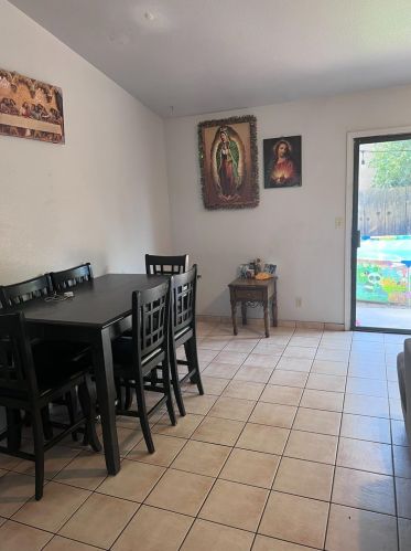 521 Clark St, Turlock CA 95380-5875 exterior