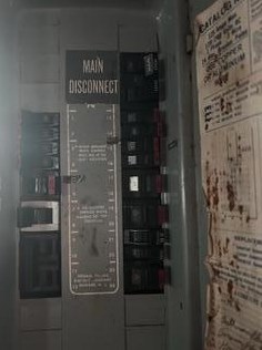 754 25th St, Milwaukee WI 53204-1039 exterior