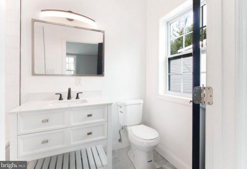 4614 Hayes St, Washington DC  20019-3611 exterior