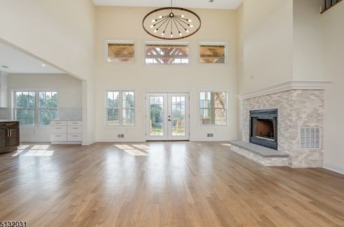 44 Brantwood Ter, Hackettstown, NJ 07840-4159