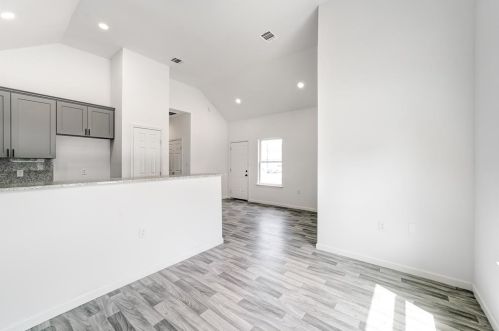 16401 Eastchase, Montgomery TX 77316-6703 exterior