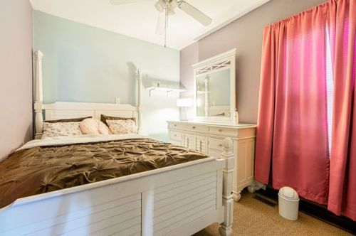 10006 Indiana Ave, Chicago IL 60628-2126 exterior