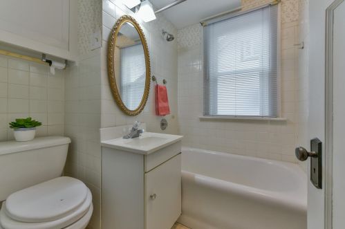 7503 Stevenson St, Milwaukee WI  53213-3549 exterior