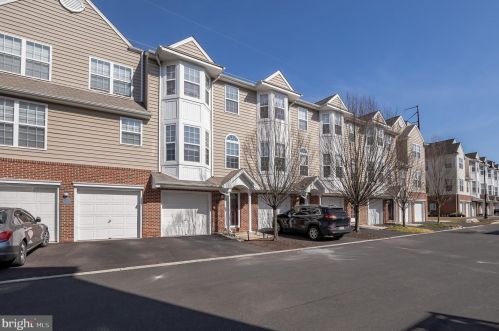 14 Cameron Ct, Limerick, PA 19468-2259