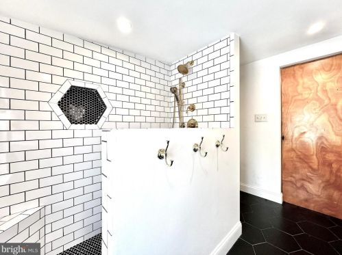 2548 Cedar St, Philadelphia PA 19134-4517 exterior