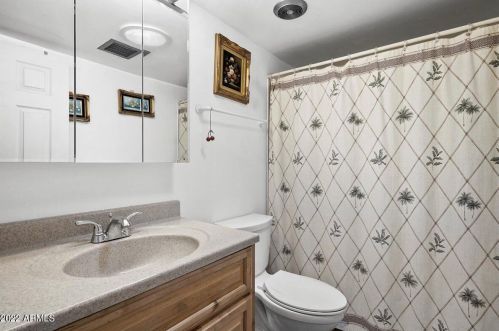 6628 19 St, Phoenix AZ 85022-5011 exterior