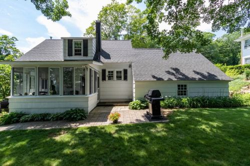 4 Pleasant View Ave, Concord, NH 03301-2554