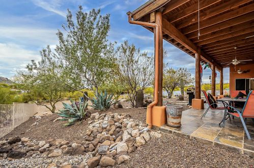 45231 18th St, Phoenix AZ 85022-4560 exterior