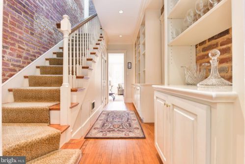 1103 Prince St, Alexandria VA 22314-2934 exterior