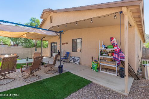 3272 Alexanderwood Dr, Tucson AZ 85746-1081 exterior