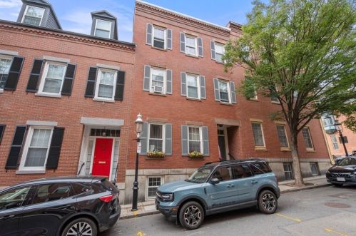 20 Chestnut St, Boston MA exterior