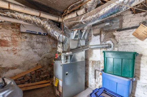 201 Laban St, Providence RI 02909-4427 exterior