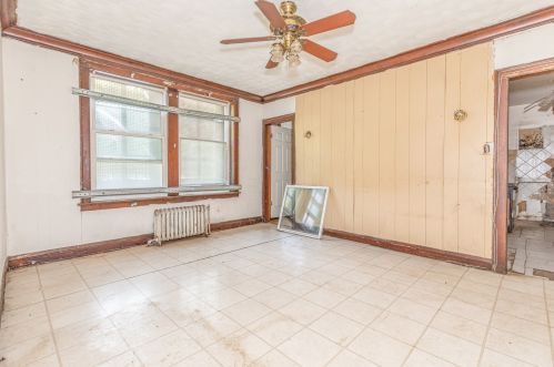 6203 Hermitage Ave, Chicago IL 60660-1103 exterior