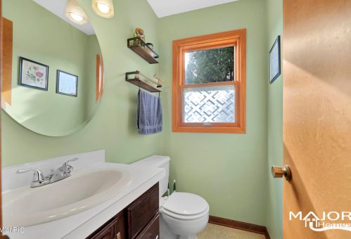 4010 Chamberlain Ave, Grand Rapids MI 49508-2615 exterior