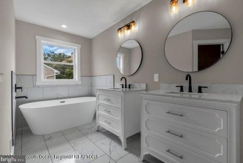 431 Virginia Ave, Berkeley Township NJ 08721-2811 exterior