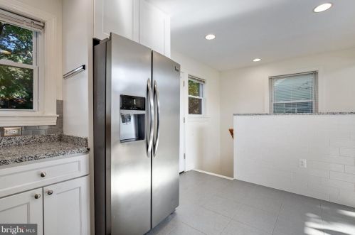 1611 Noyes Dr, Silver Spring MD 20910-2224 exterior