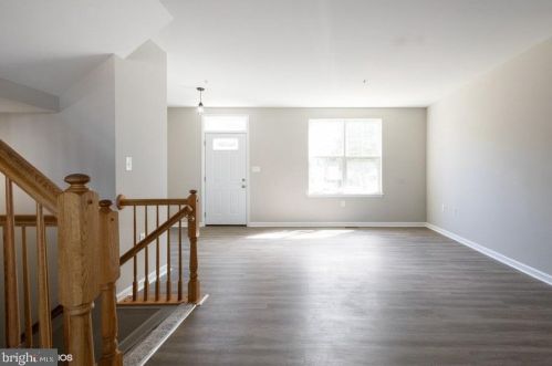 1834 Frederick Douglass Pl, Washington DC 20020-2817 exterior