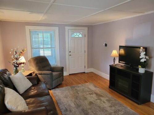 80 Community Dr, Concord NH 03303-1618 exterior